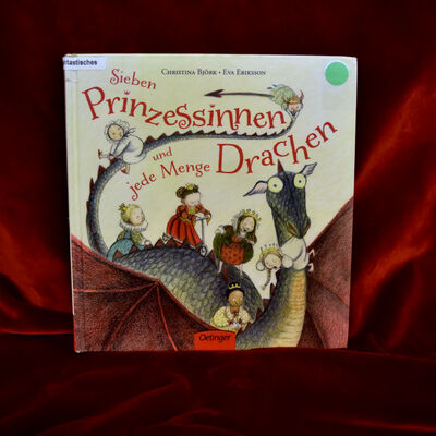 Das Cover des Kinderbuches "Sieben Prinzessinnen und jede Menge Drachen".