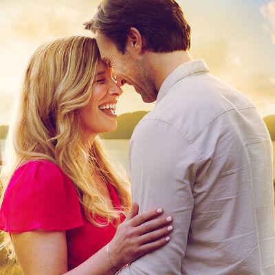 Das Werbebild zum Valentinstag beim Streaming-Portal filmfriend zeigt ein verliebtes Paar.